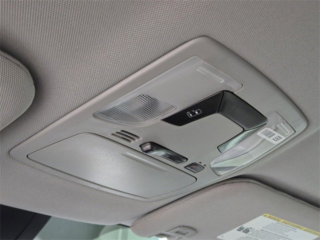 Used 2019 Toyota Sienna LE image 36