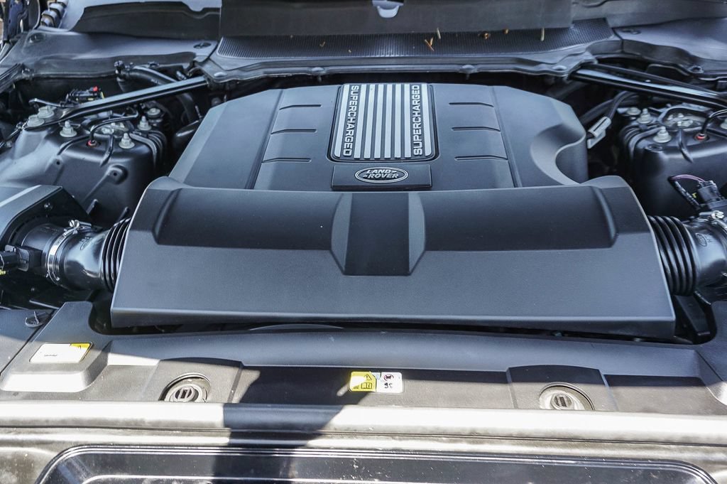 Used 2018 Land Rover Range Rover Sport HSE AWD/4WD image 25