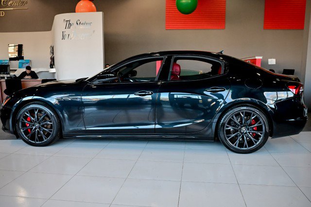 Used 2022 Maserati Ghibli Modena Q4 image 8