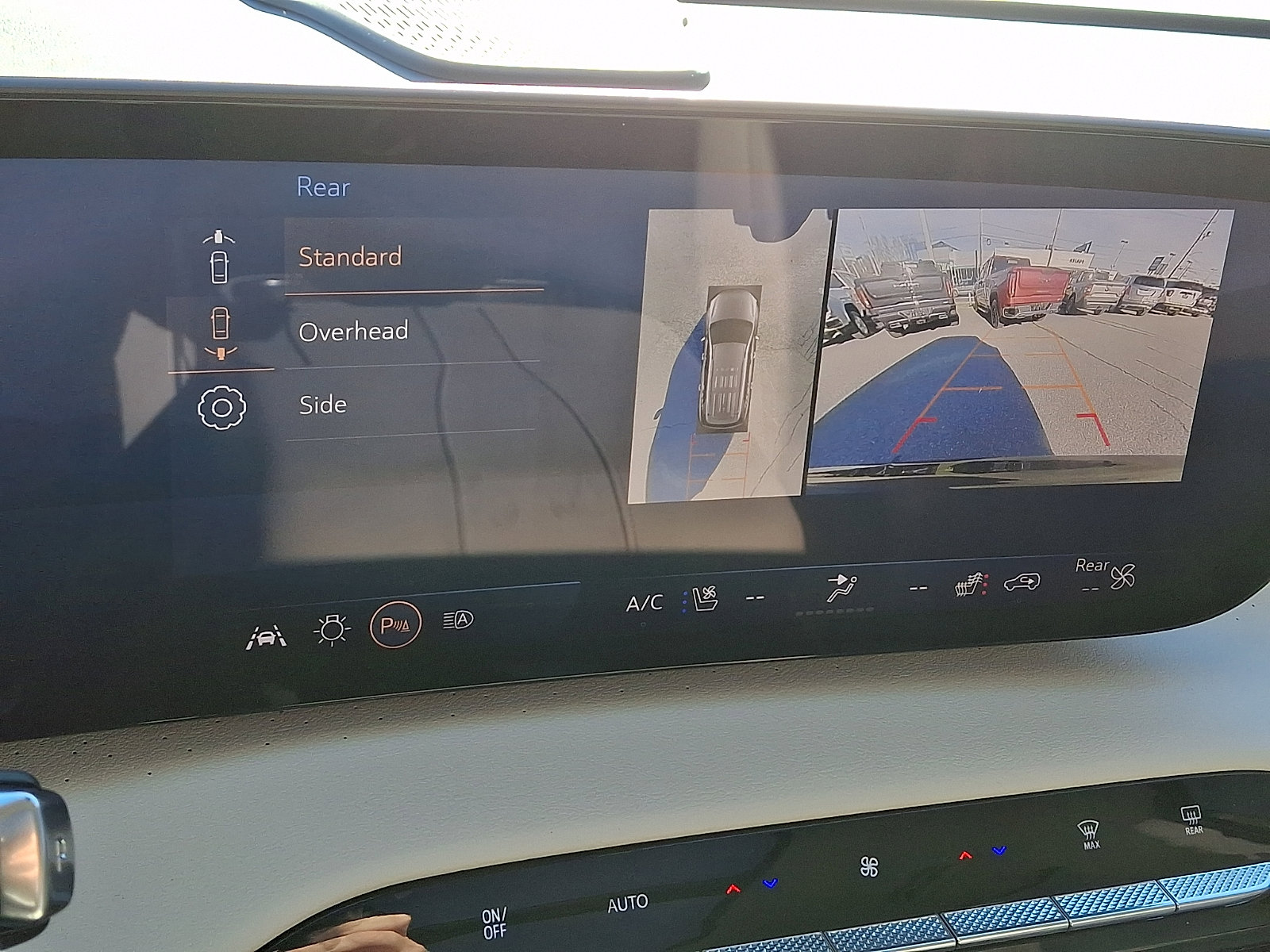 Certified 2025 Buick Enclave Avenir w/ Super Cruise Package image 19