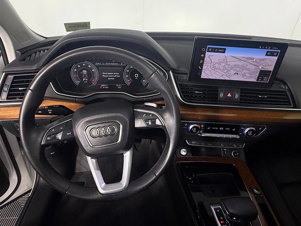 Used 2023 Audi Q5 2.0T Premium Plus w/ Premium Plus Package AWD/4WD image 14