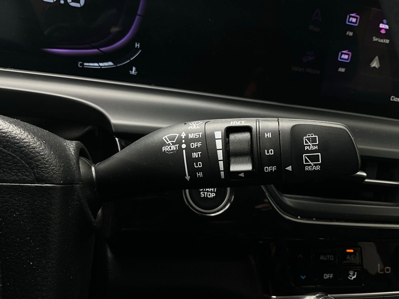 Used 2025 Kia Seltos S FWD image 39