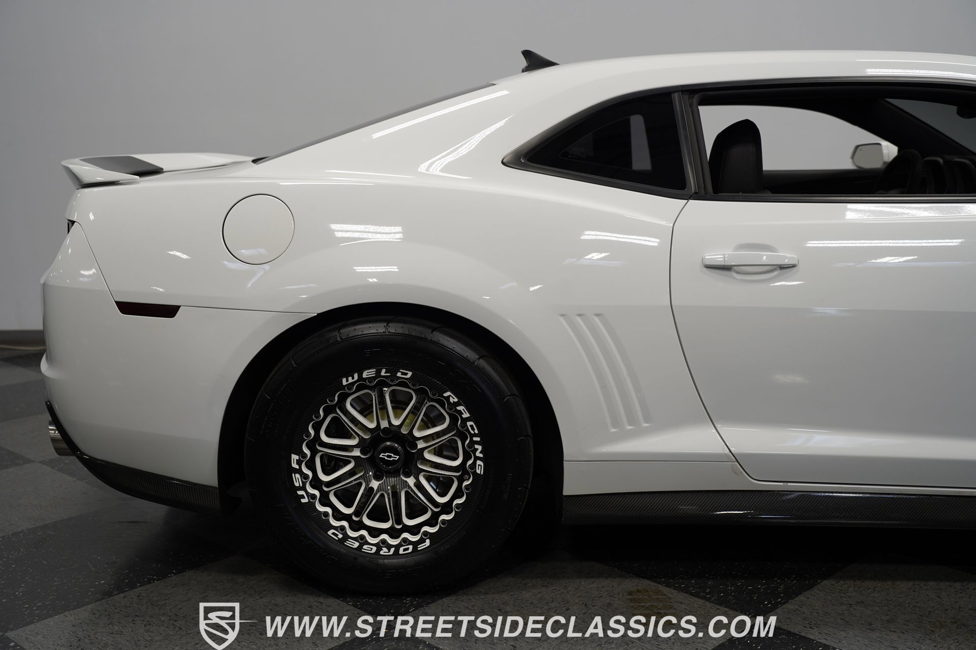 Used 2013 Chevrolet Camaro ZL1 image 27