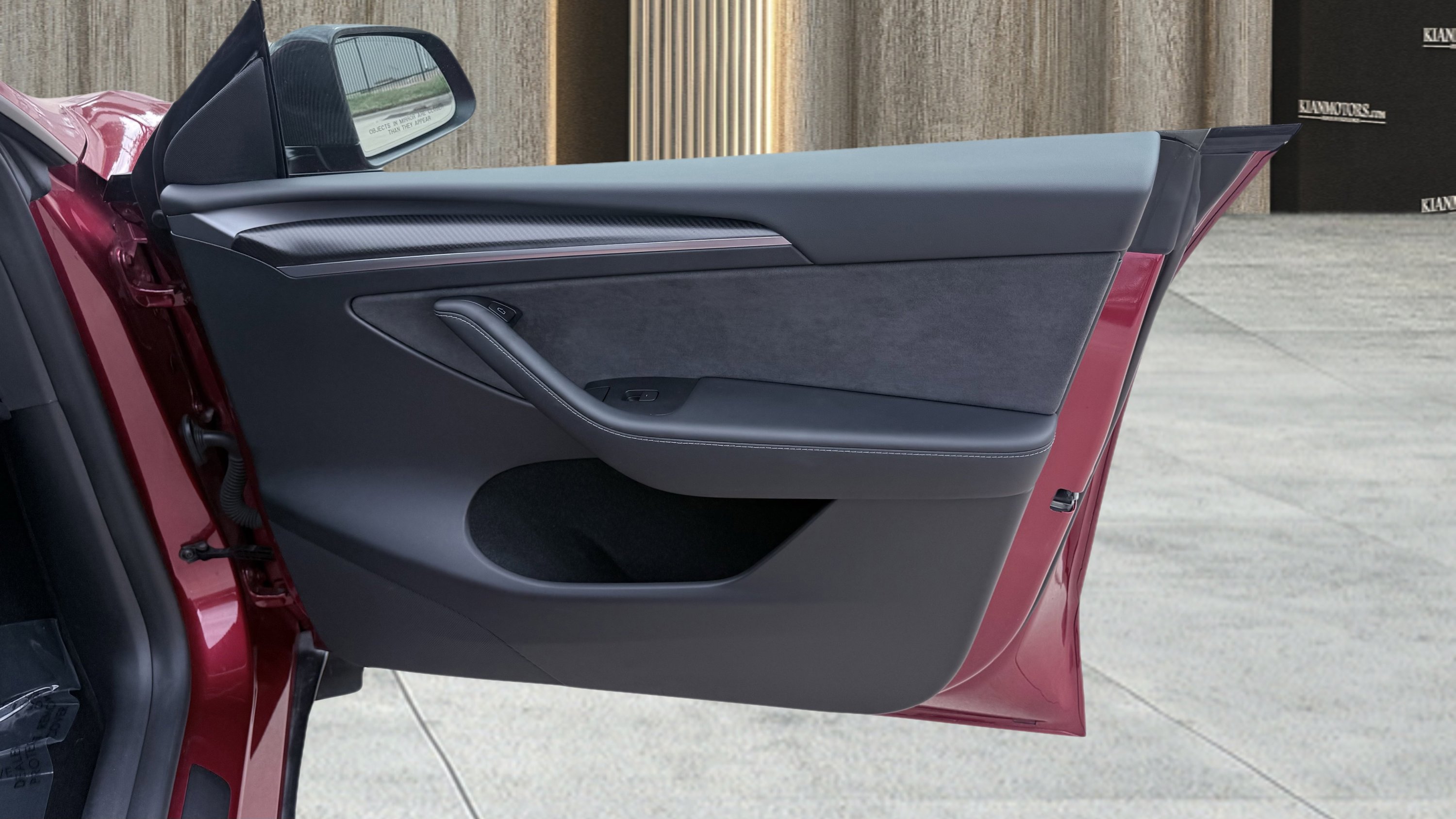 Used 2024 Tesla Model Y Performance image 44