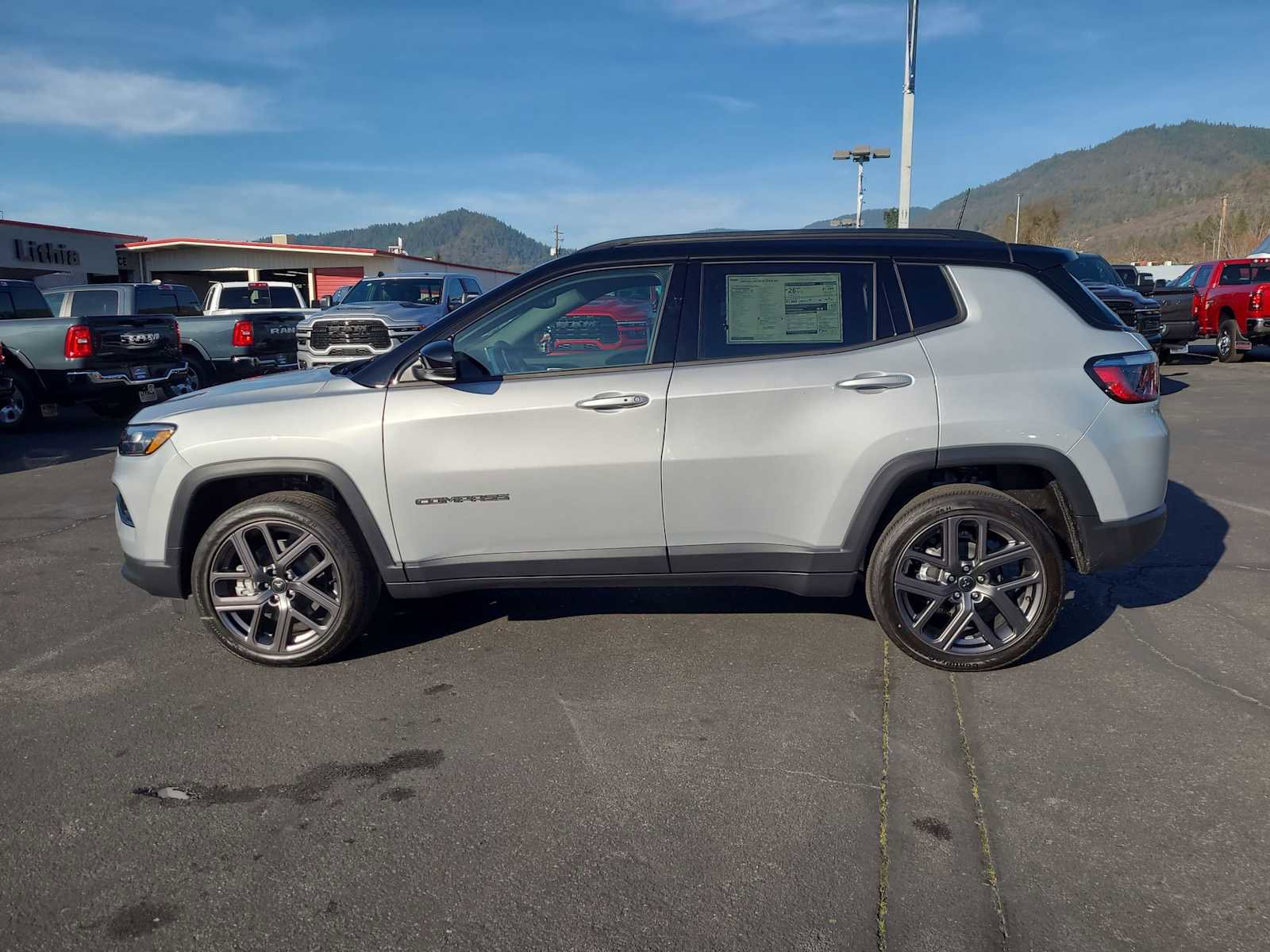 New 2026 Jeep Compass Limited image 11