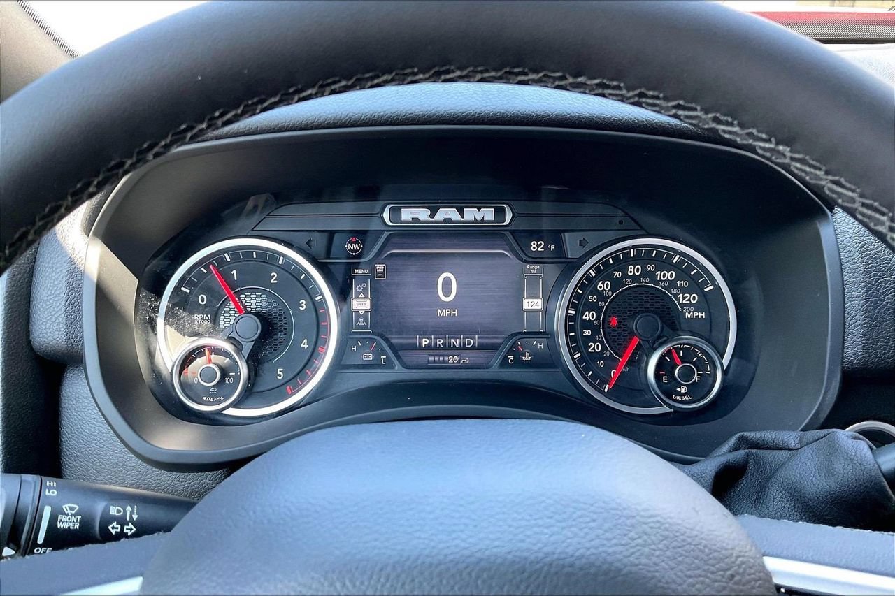 New 2026 RAM 2500 Big Horn AWD/4WD image 12