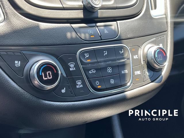 Used 2023 Chevrolet Malibu LT w/ Sport Edition FWD image 27