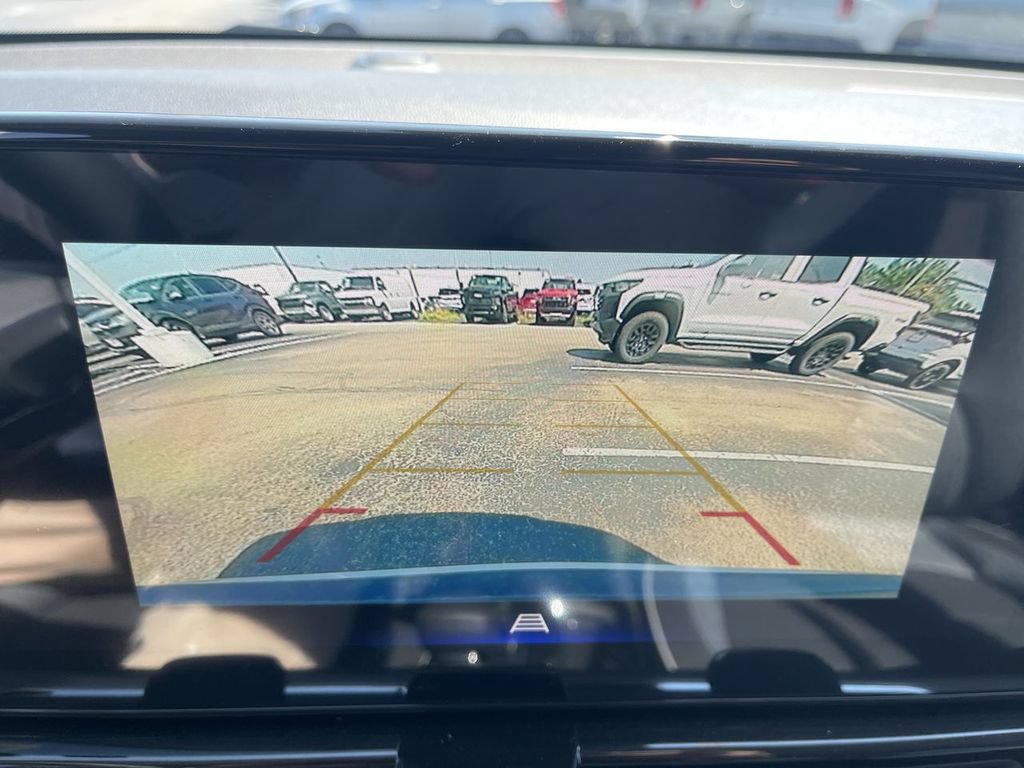 New 2026 Chevrolet TrailBlazer LT w/ Convenience Package FWD image 17