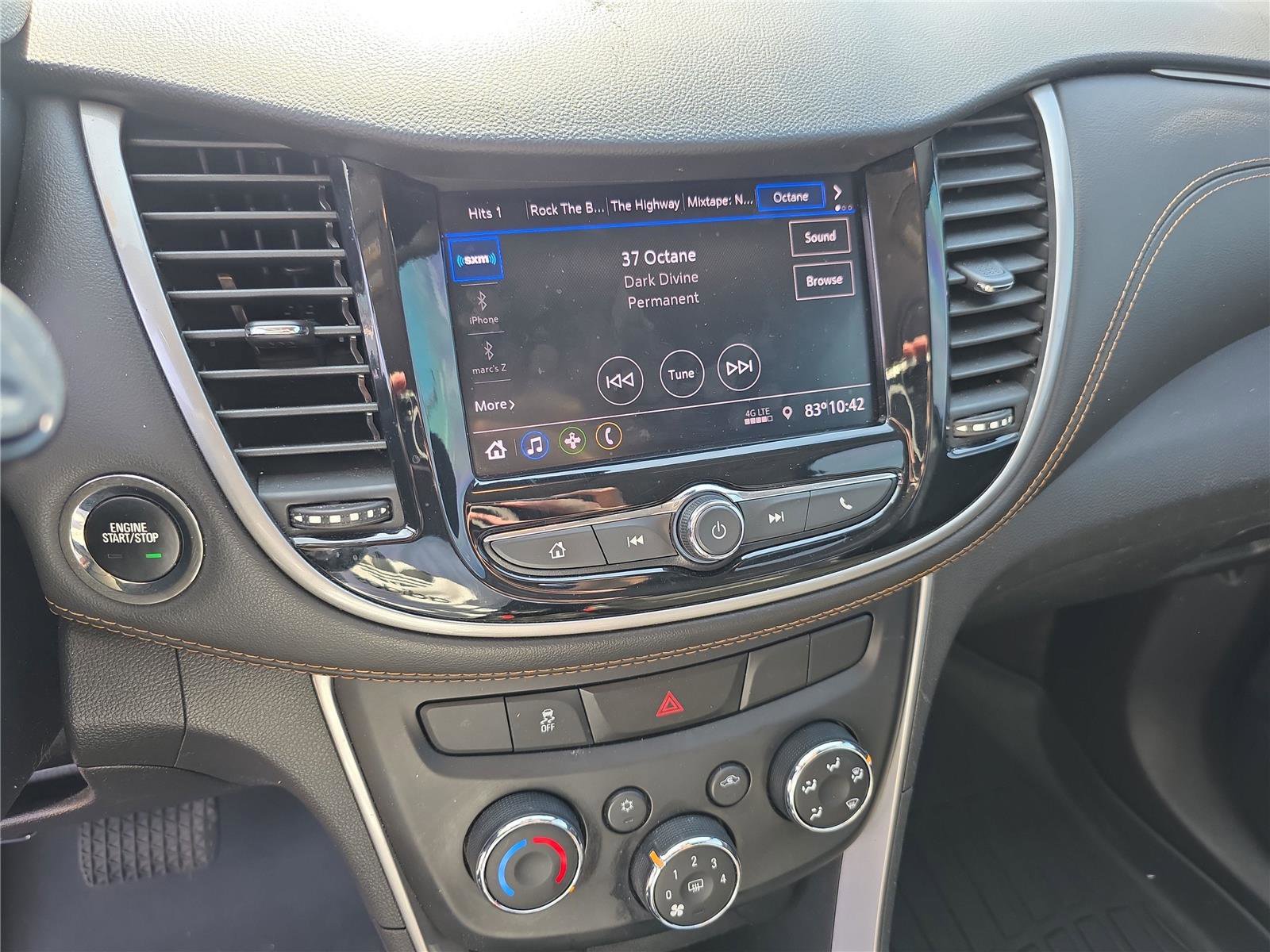 Used 2020 Chevrolet Trax LT w/ Driver Confidence Package image 24