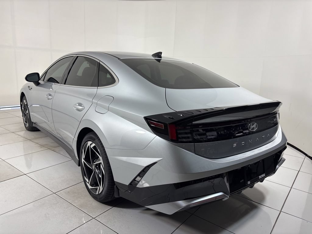 New 2026 Hyundai Sonata SEL FWD image 3