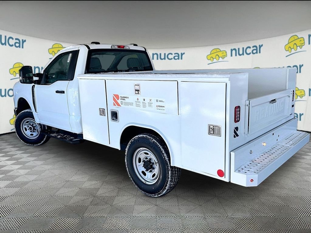 New 2026 Ford F250 XL w/ XL Chrome Package AWD/4WD image 5