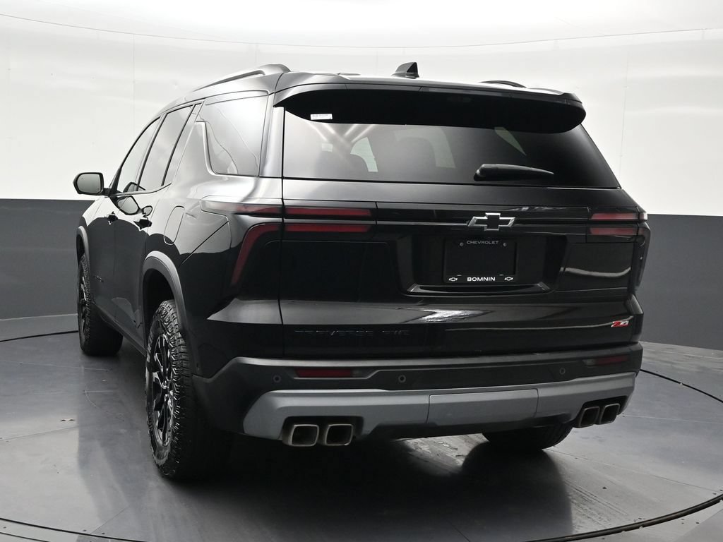 Used 2024 Chevrolet Traverse Z71 w/ Enhanced Driving Package AWD/4WD image 4