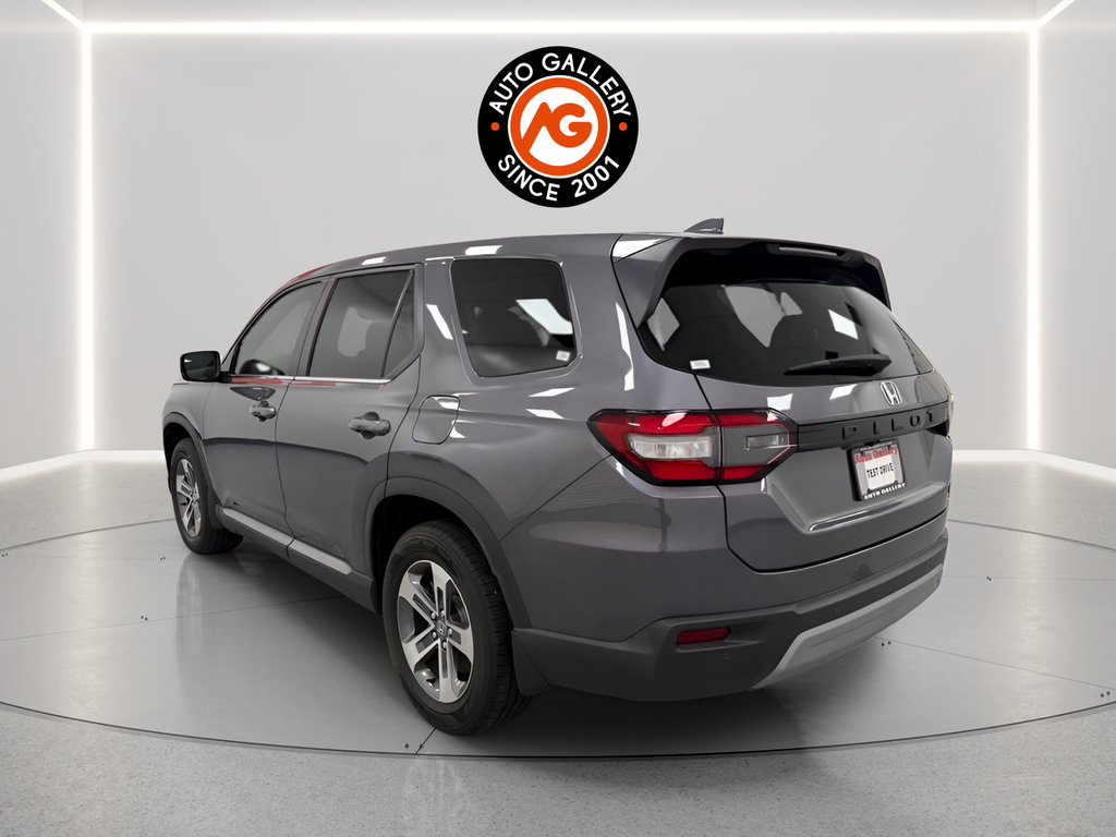 Used 2025 Honda Pilot EX-L image 6