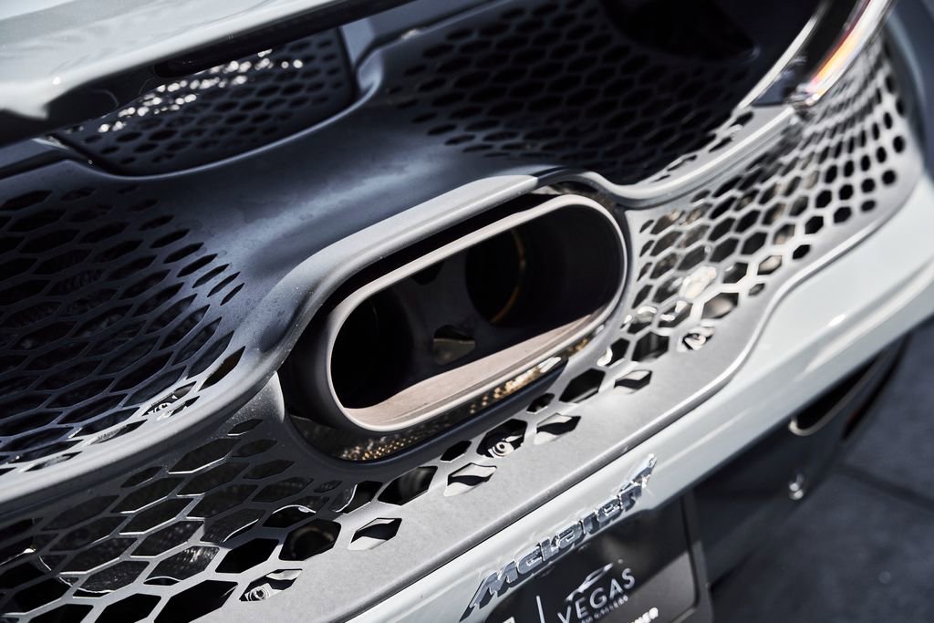 Used 2026 McLaren 750S Spider image 15