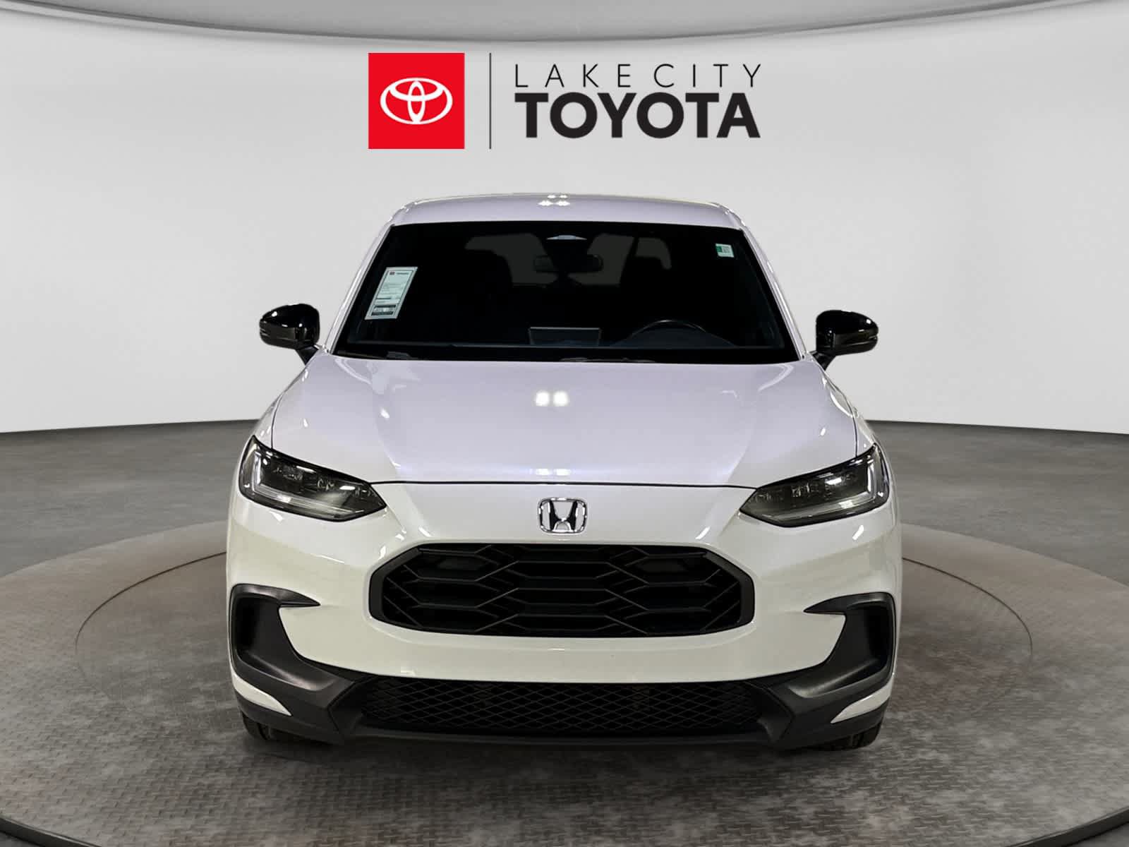 Used 2024 Honda HR-V Sport image 14