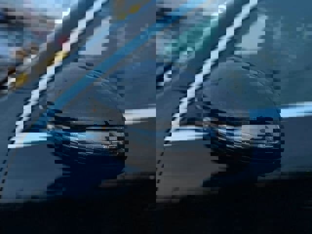 Used 2017 Mercedes-Benz GLC 300 4MATIC image 32