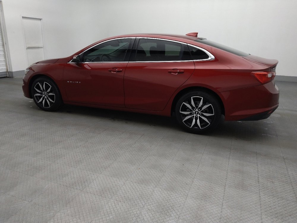 Used 2017 Chevrolet Malibu LT w/ Leather Package image 3