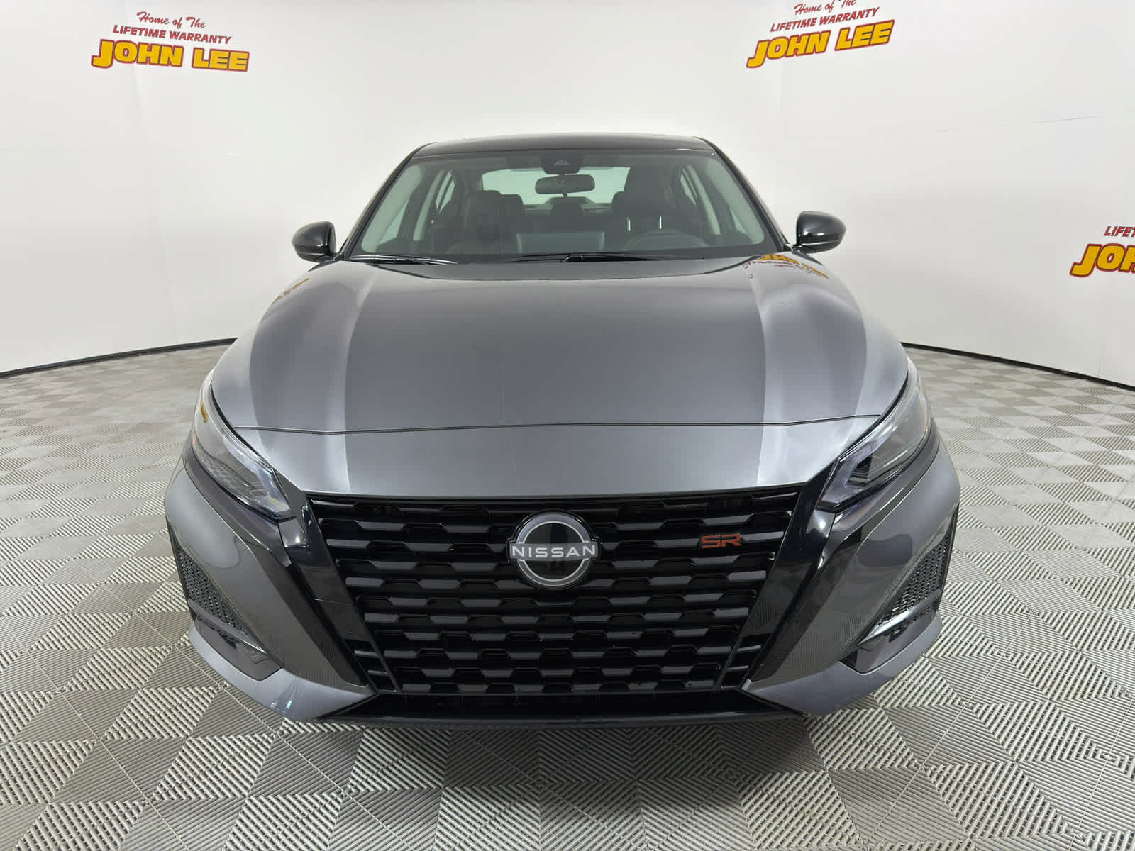 New 2026 Nissan Altima 2.5 SR w/ SR Midnight Edition Package FWD image 9