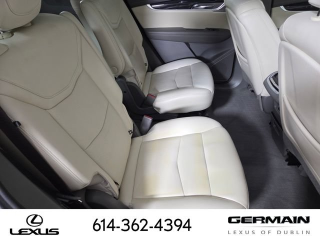 Used 2023 Cadillac XT6 Premium Luxury w/ Technology Package FWD image 20