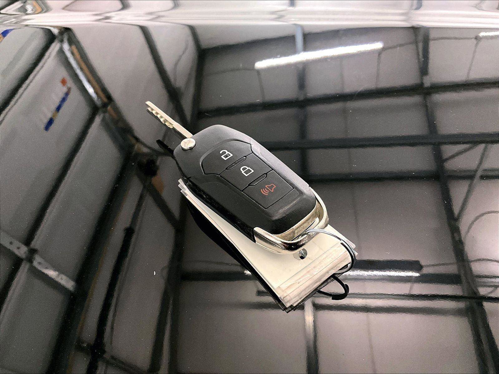 Used 2019 Ford Ranger XLT w/ Equipment Group 301A Mid image 9