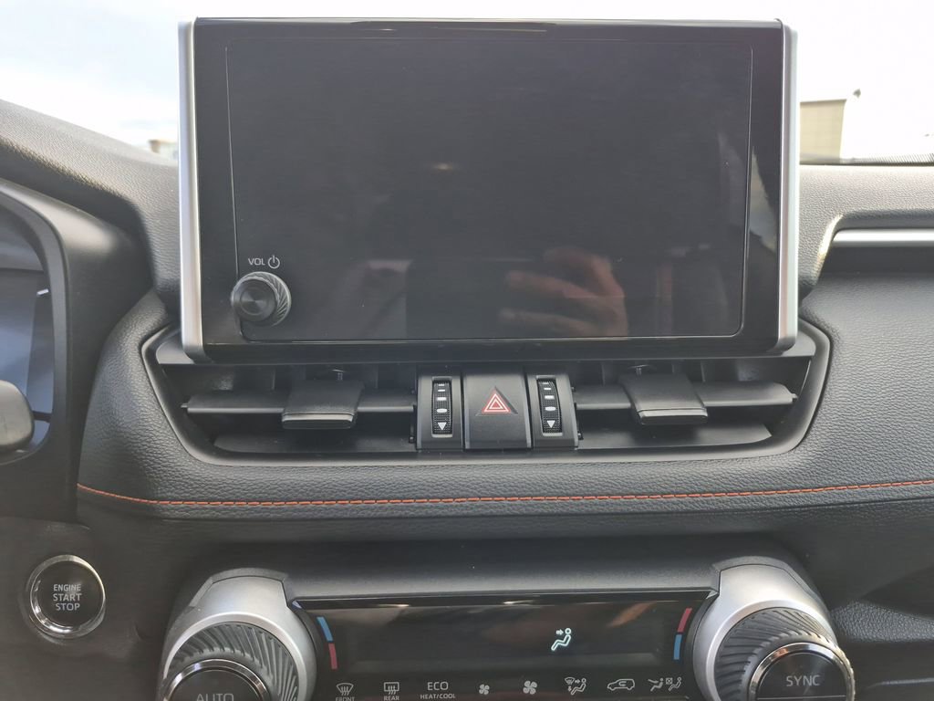 Used 2024 Toyota RAV4 Adventure AWD/4WD image 9