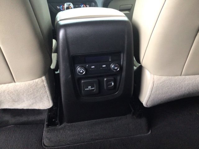 Used 2020 Buick Enclave Essence w/ Sound and Sites Package FWD image 16