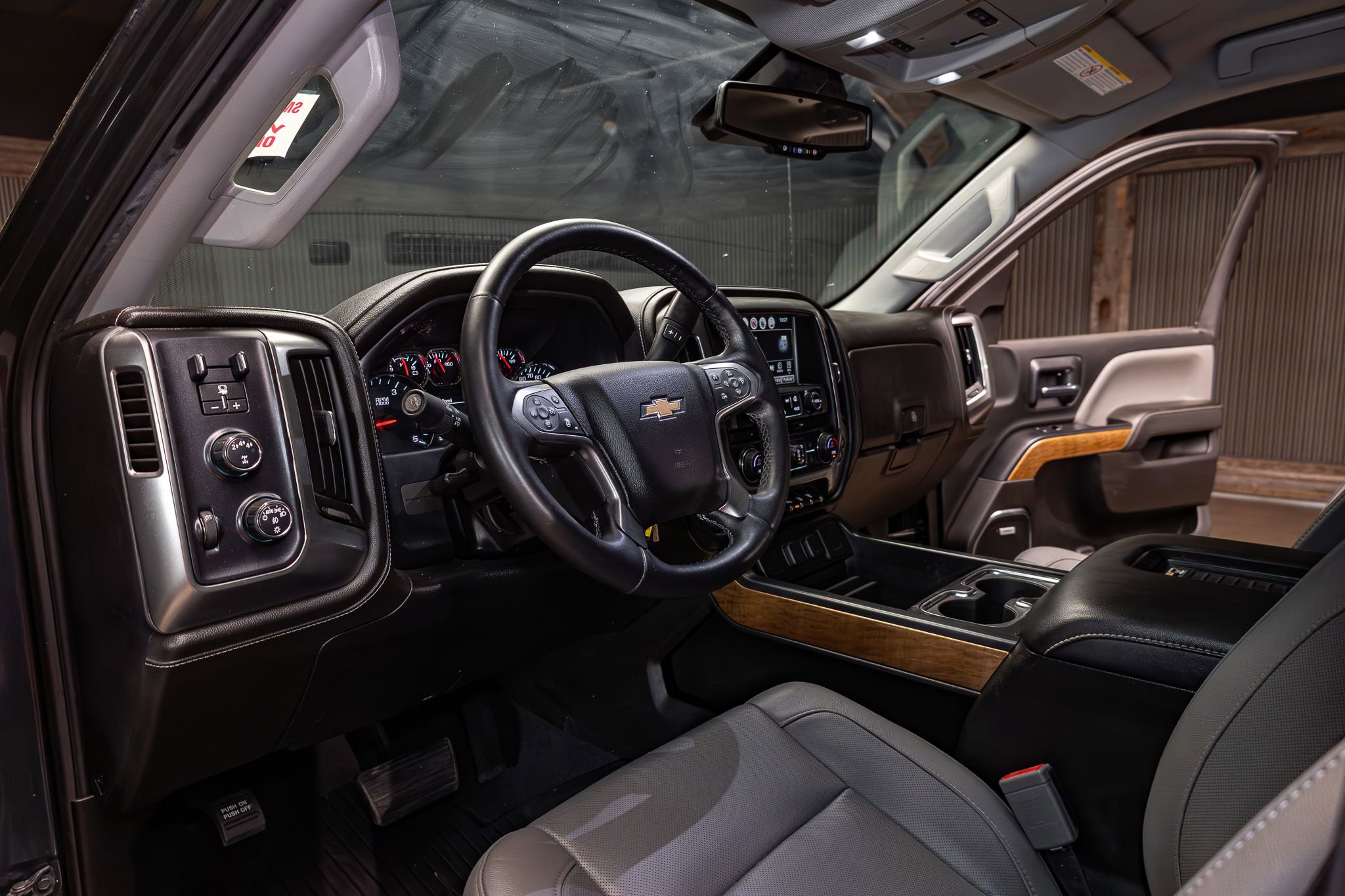 Used 2019 Chevrolet Silverado 2500 LTZ w/ Duramax Plus Package AWD/4WD image 17