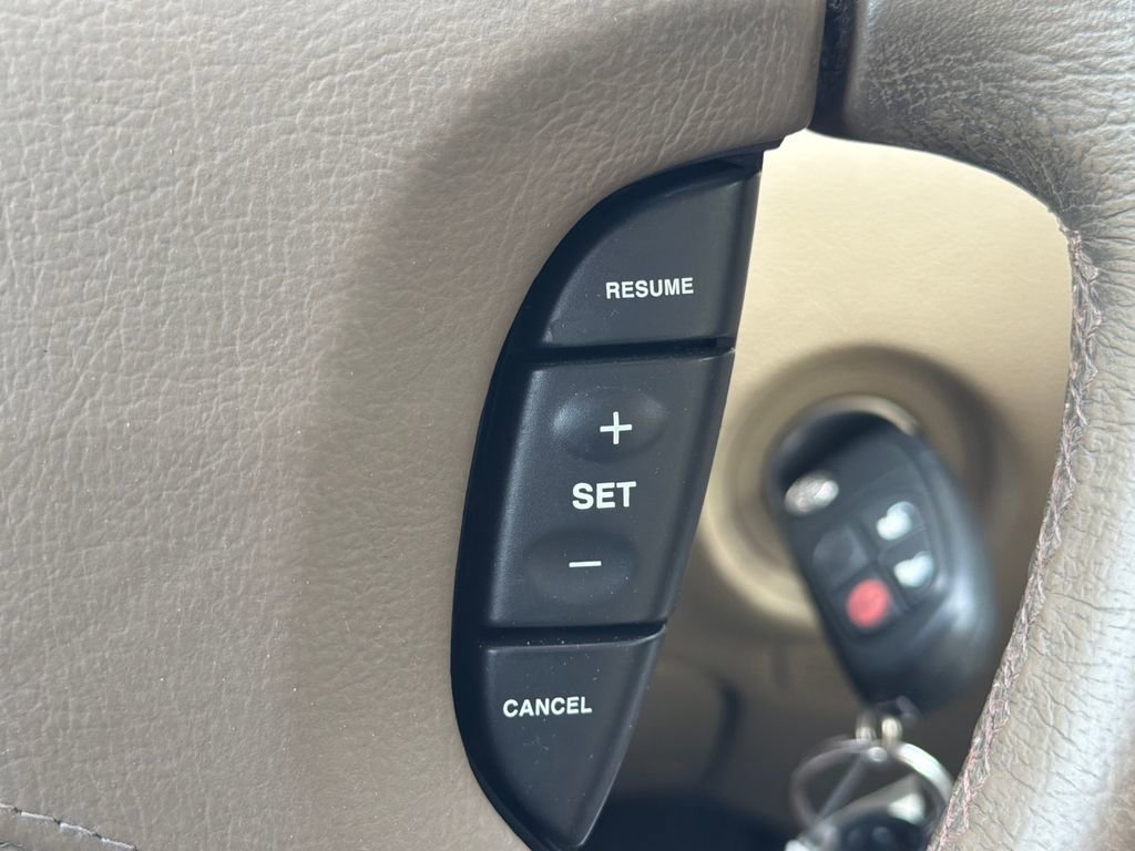 Used 2005 Jaguar XJ8 image 31