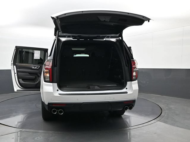Used 2024 Chevrolet Suburban High Country AWD/4WD image 33