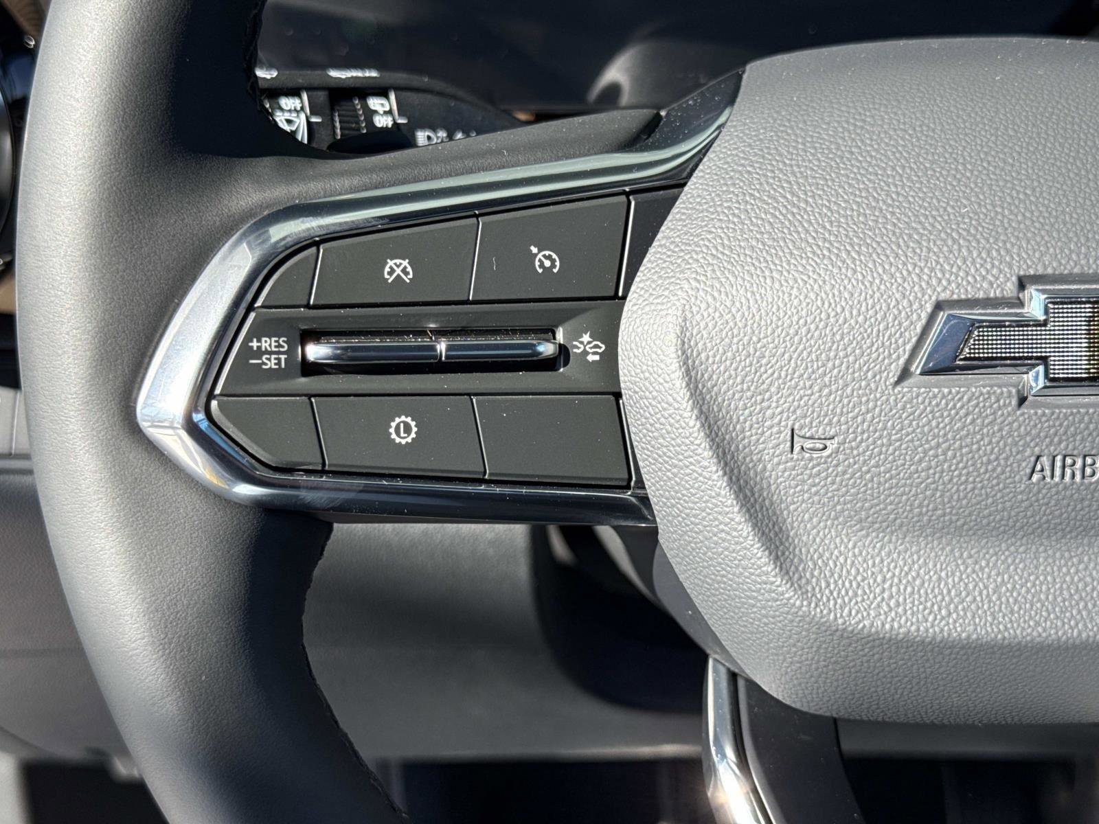 New 2026 Chevrolet Equinox ACTIV w/ Convenience Package III image 6