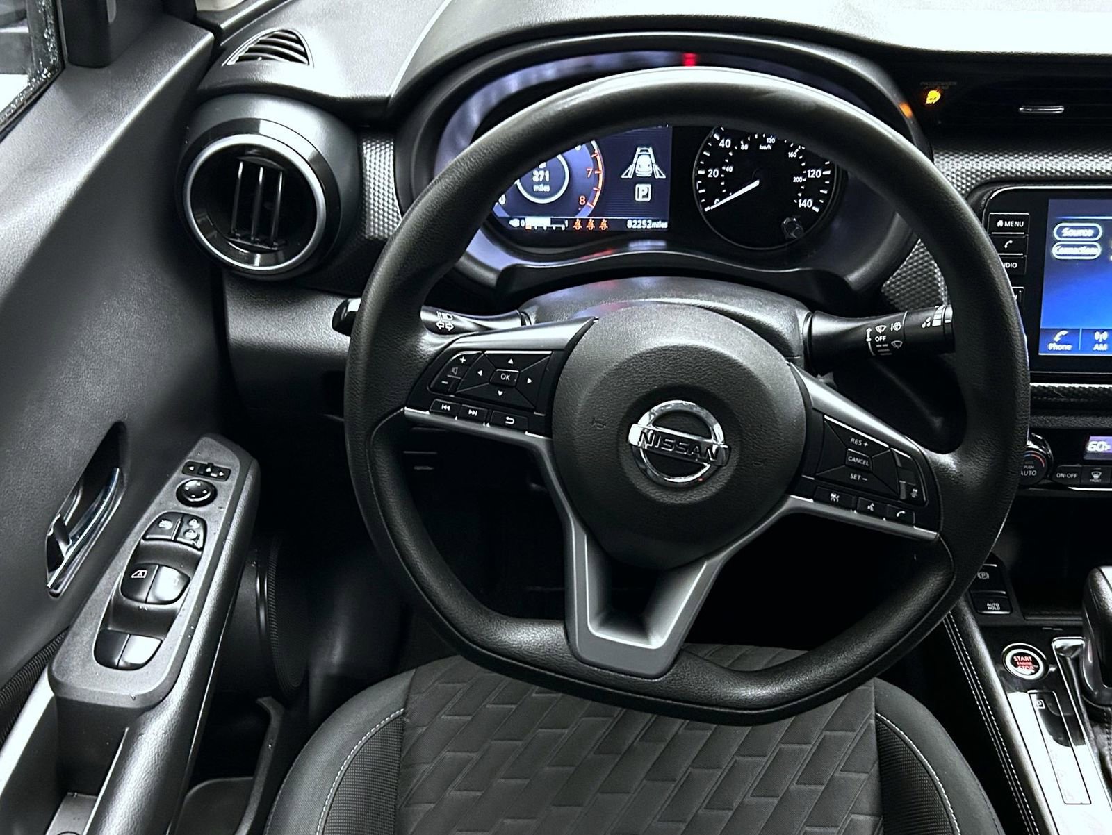 Used 2021 Nissan Kicks SV image 12