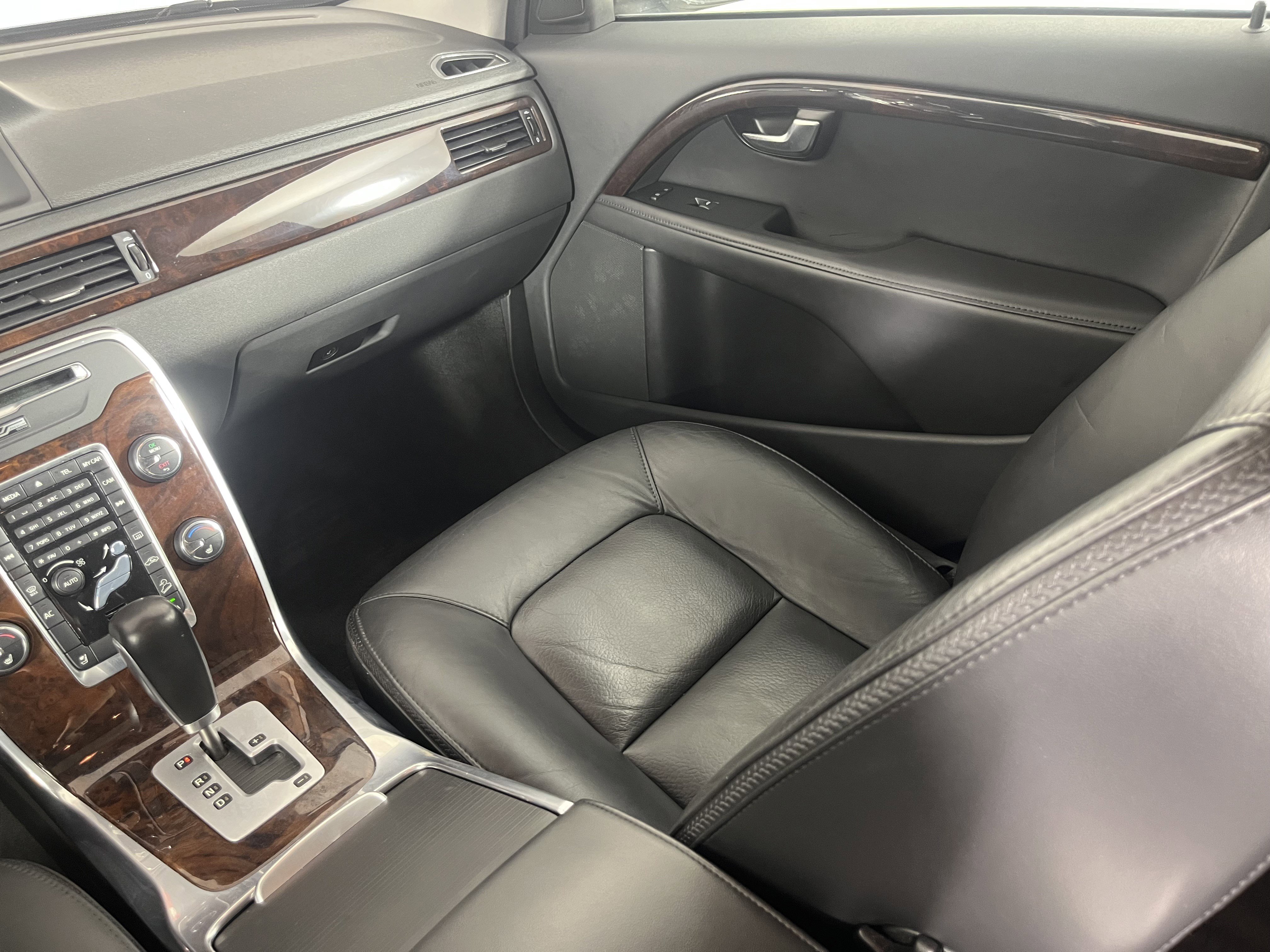 Used 2012 Volvo XC70 T6 Platinum image 11