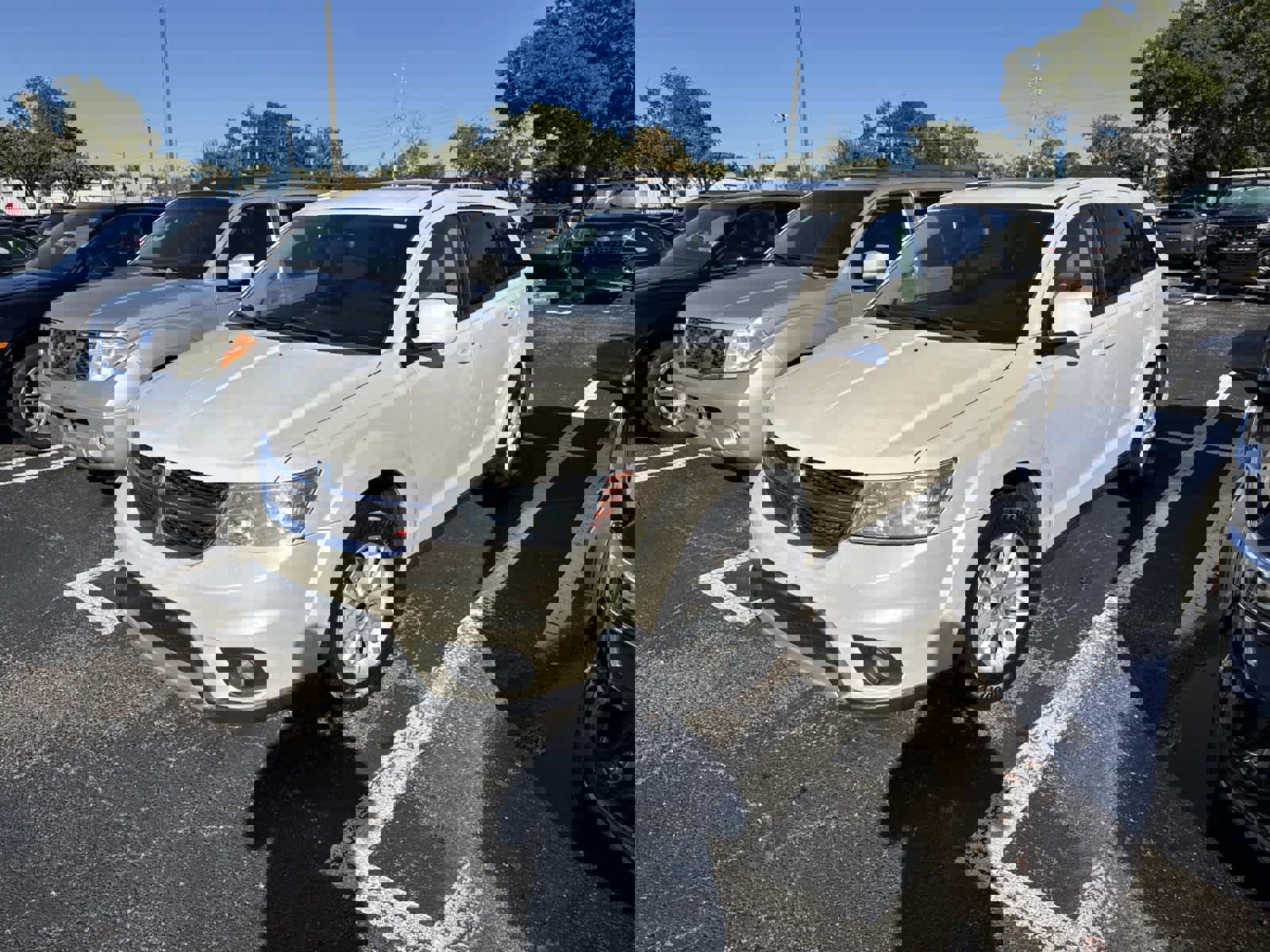 Used 2014 Dodge Journey SXT w/ Flexible Seating Group