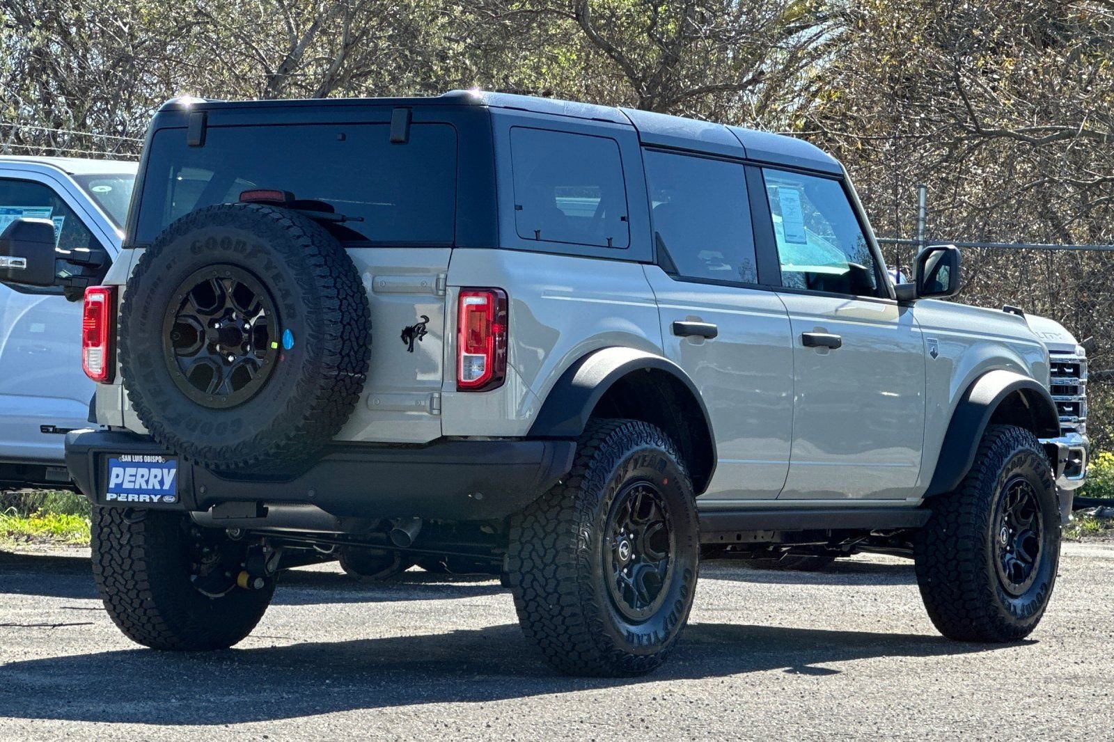 New 2026 Ford Bronco Big Bend w/ Black Diamond Package image 3