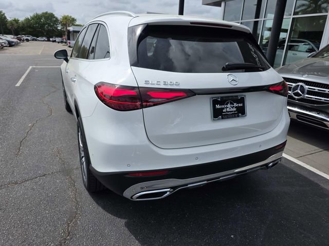 New 2026 Mercedes-Benz GLC 300 image 3