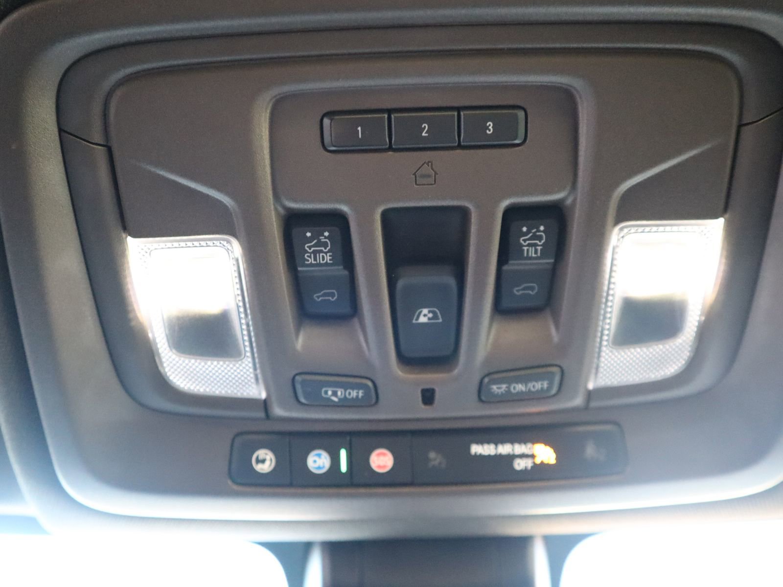 Used 2023 GMC Sierra 2500 Denali image 46