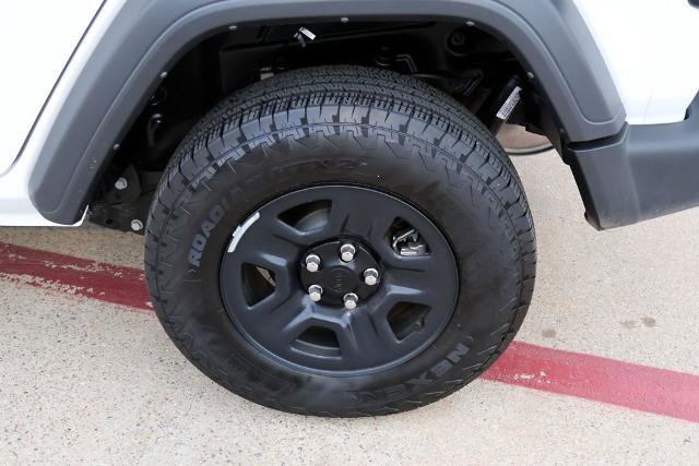 Used 2024 Jeep Wrangler Unlimited Sport AWD/4WD image 9