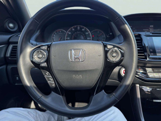 Used 2017 Honda Accord EX-L image 30
