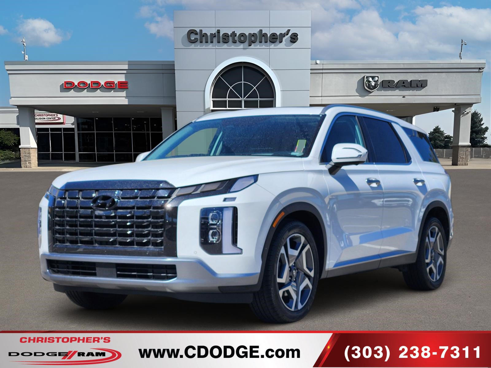 Used 2024 Hyundai Palisade Limited AWD/4WD image 7