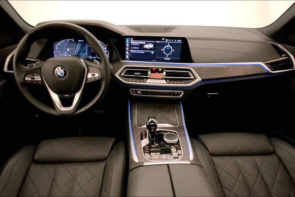 Certified 2023 BMW X5 xDrive45e w/ Luxury Seating Package AWD/4WD image 16