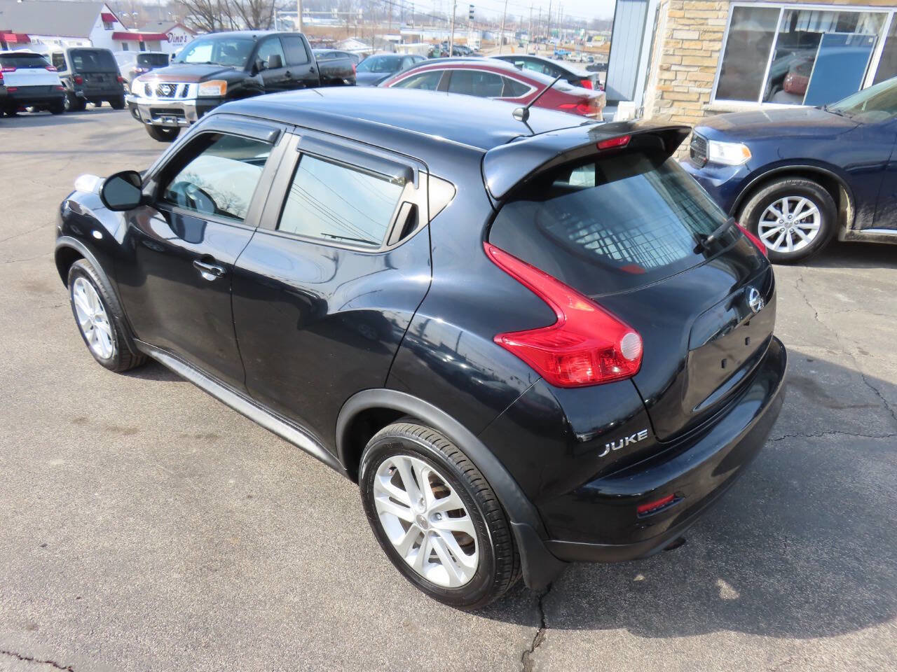 Used 2013 Nissan Juke S AWD/4WD image 25