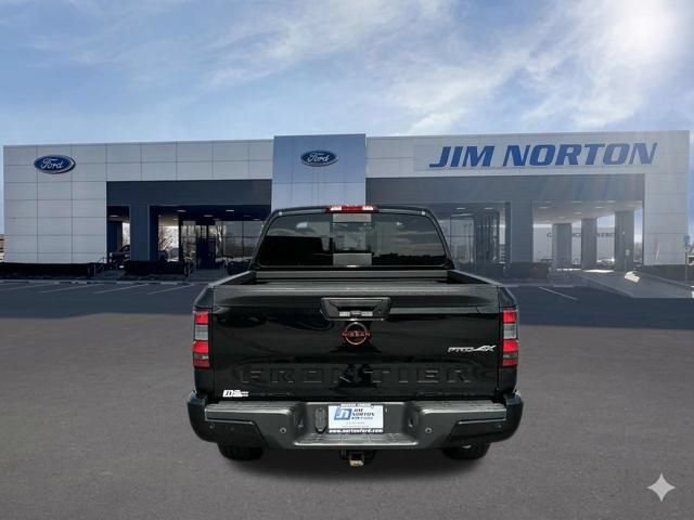 Used 2023 Nissan Frontier PRO-4X w/ Technology Package AWD/4WD image 6