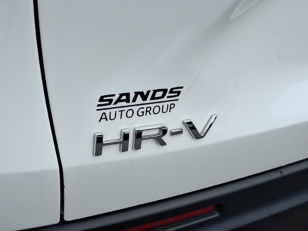Used 2023 Honda HR-V LX image 31