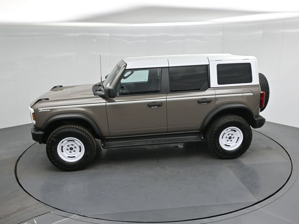 Certified 2026 Ford Bronco Heritage Edition AWD/4WD image 42