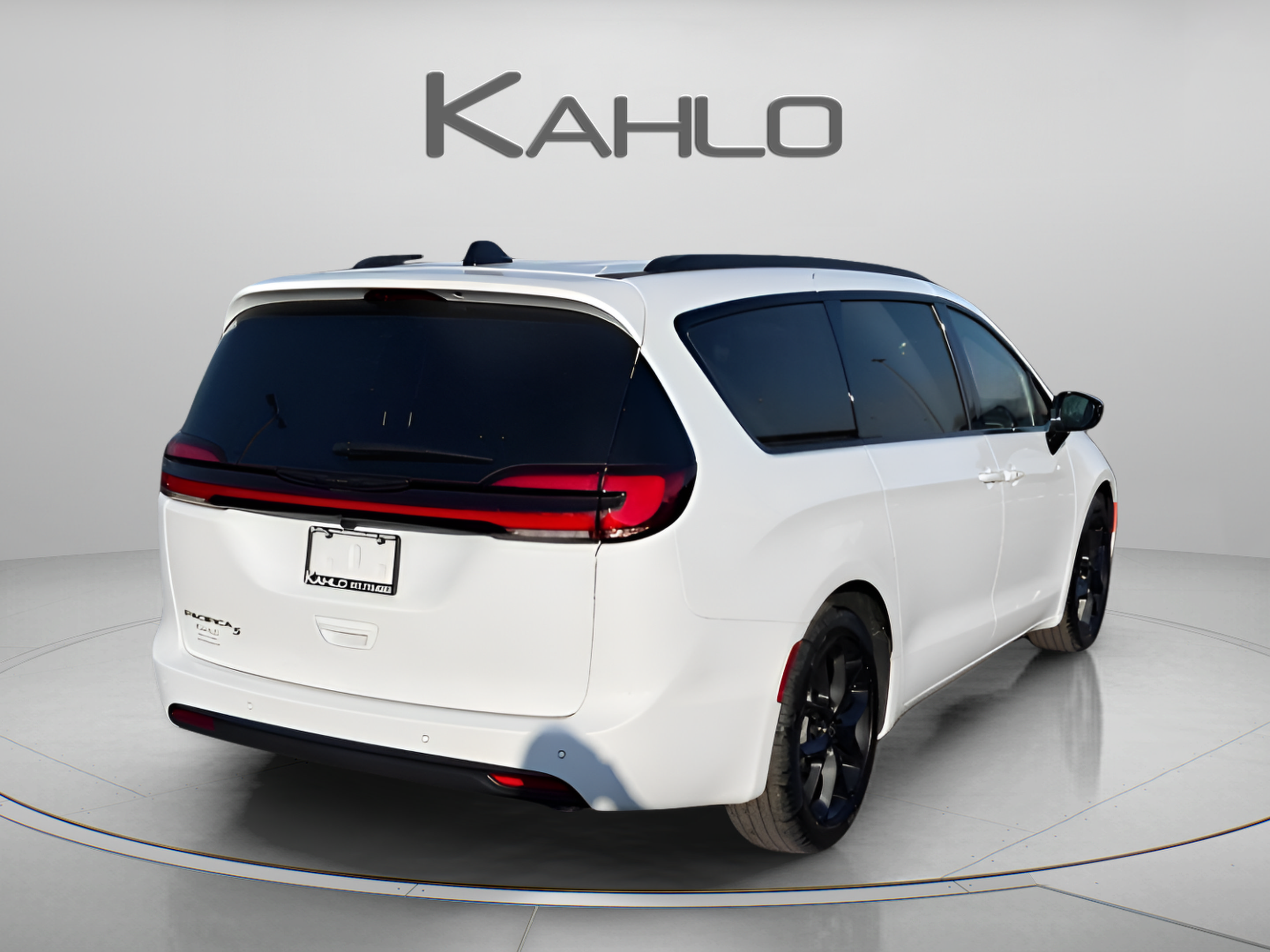 New 2026 Chrysler Pacifica Select w/ S Appearance Package FWD image 4