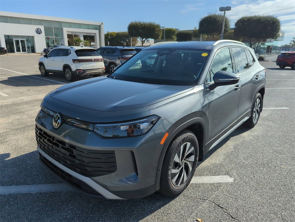 New 2026 Volkswagen Tiguan S image 10