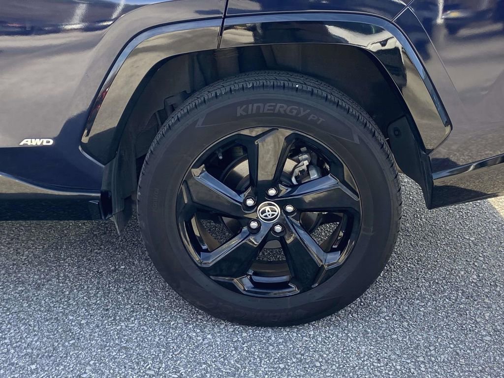 Used 2020 Toyota RAV4 XSE image 9