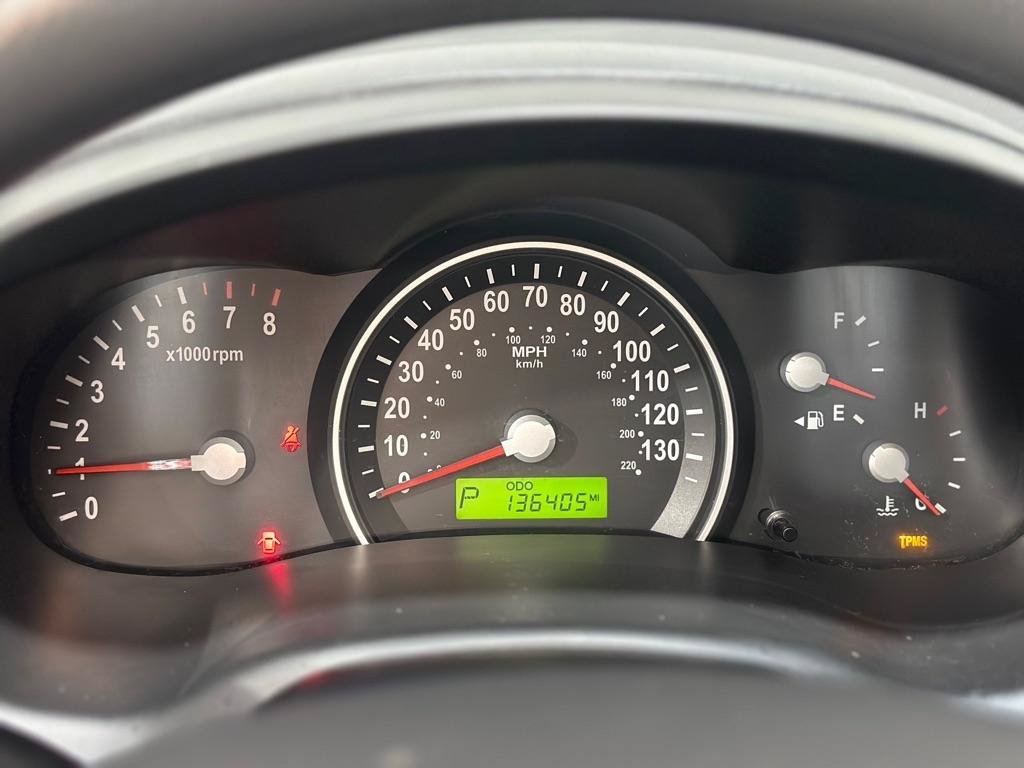 Used 2009 Kia Sedona FWD image 13