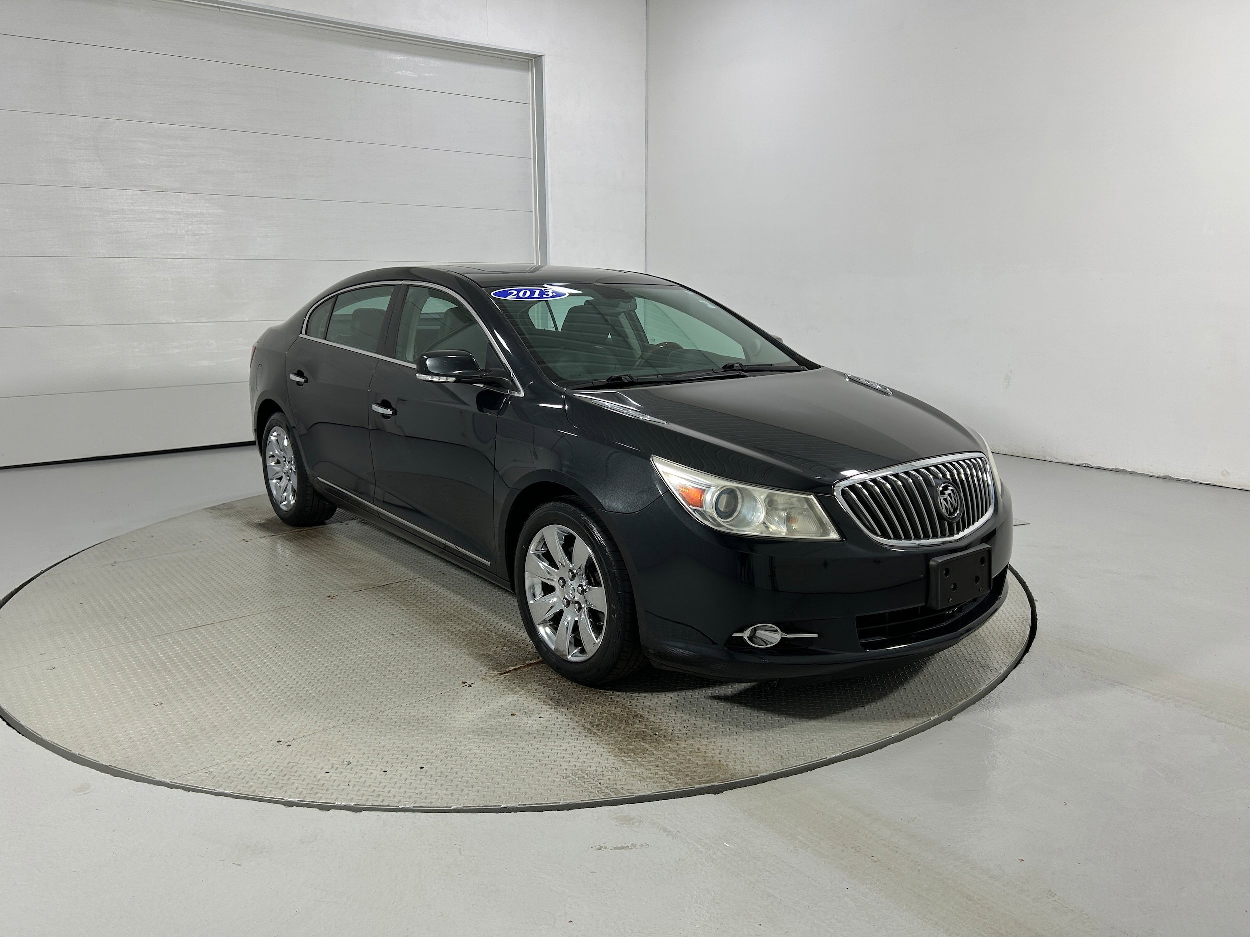 Used 2013 Buick LaCrosse Premium w/ Driver Confidence Package FWD image 2