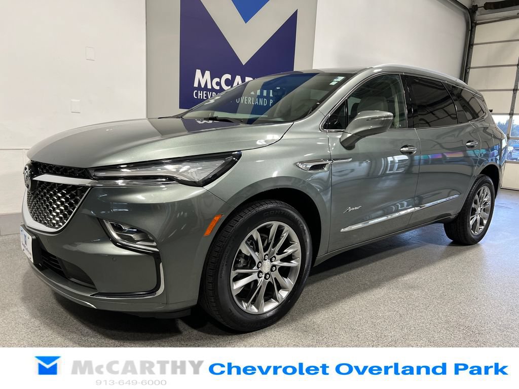 Used 2022 Buick Enclave Avenir w/ Avenir Technology Package AWD/4WD image 9